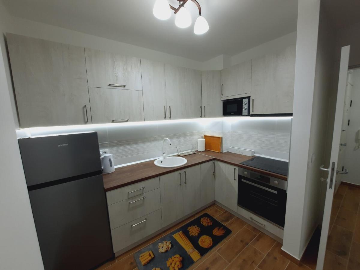 Apartman Kristal Sremska Mitrovica Dış mekan fotoğraf