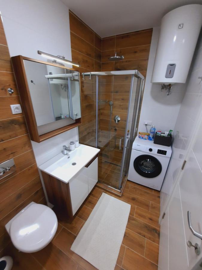 Apartman Kristal Sremska Mitrovica Dış mekan fotoğraf