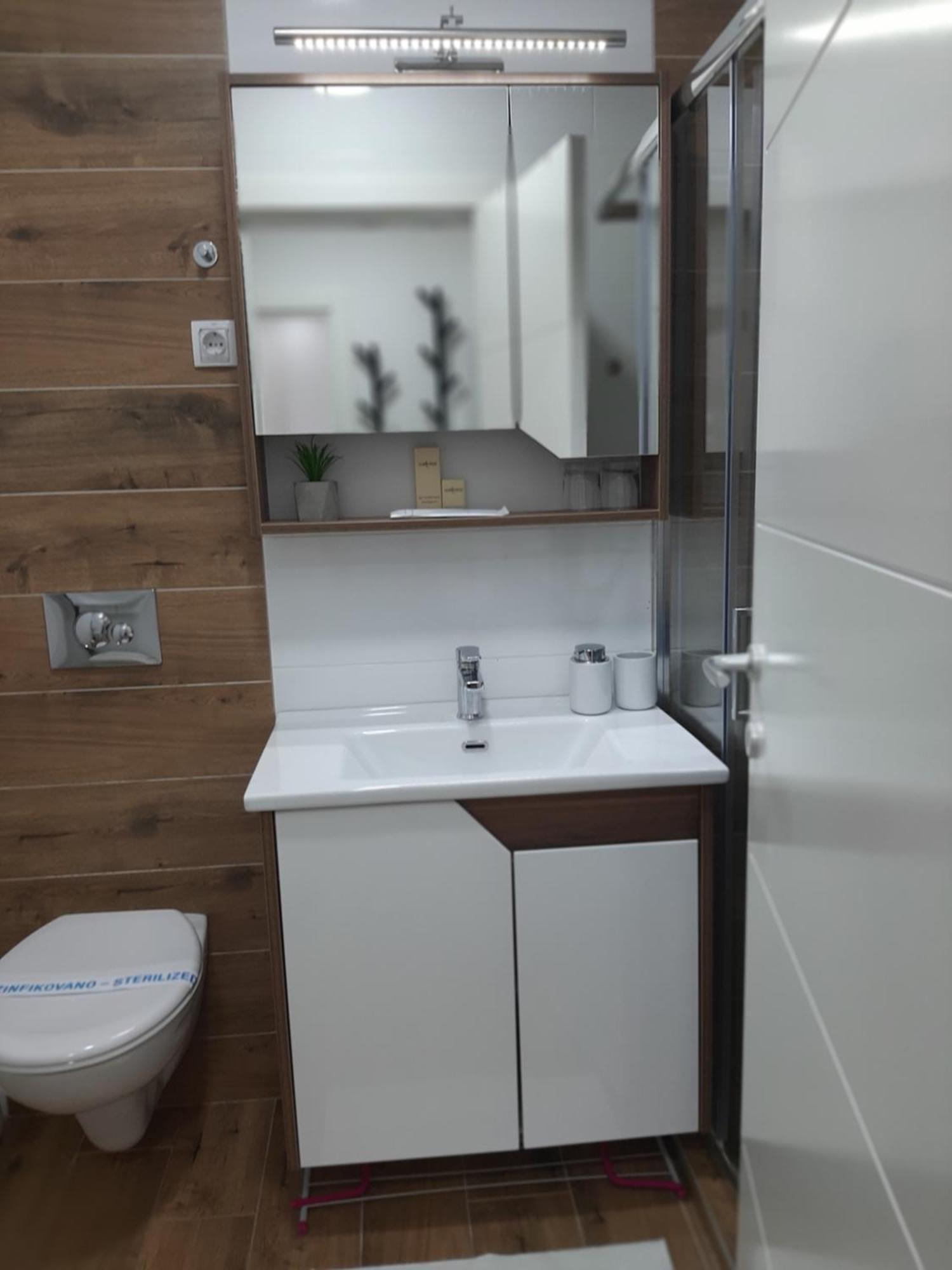 Apartman Kristal Sremska Mitrovica Dış mekan fotoğraf